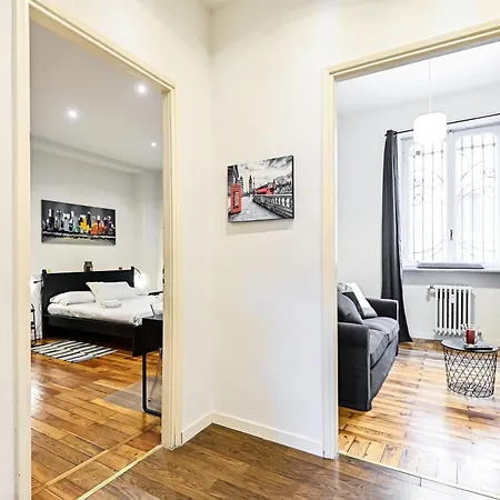 Living - Porta Susa Apartment *