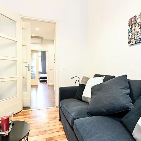 Living - Porta Susa Apartment *