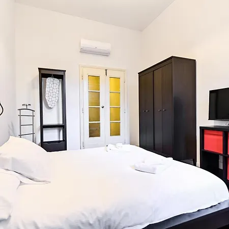 Apartment Living - Porta Susa Turin