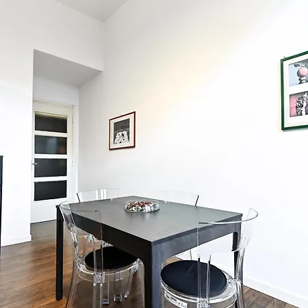 Living - Porta Susa Apartment *