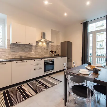 Living - Porta Susa Apartment Turin