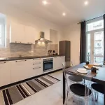 Living - Porta Susa Apartment Turin